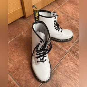 Dr. Martin size 7